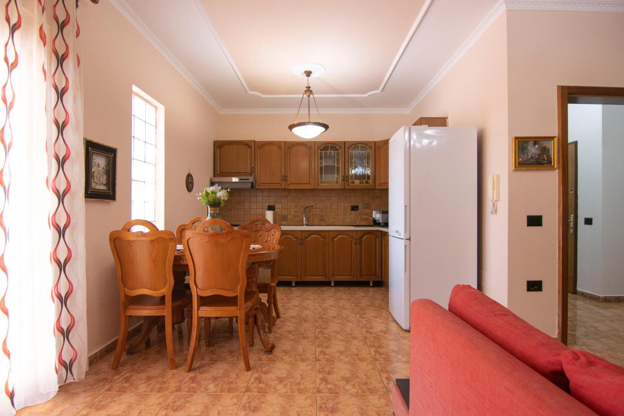 Tirana Central Apartment Extérieur photo